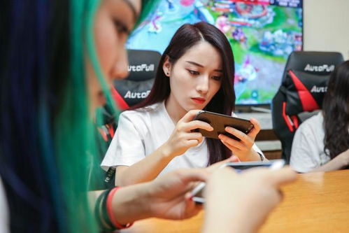 女的拉人玩游戏,拉人共赴游戏盛宴